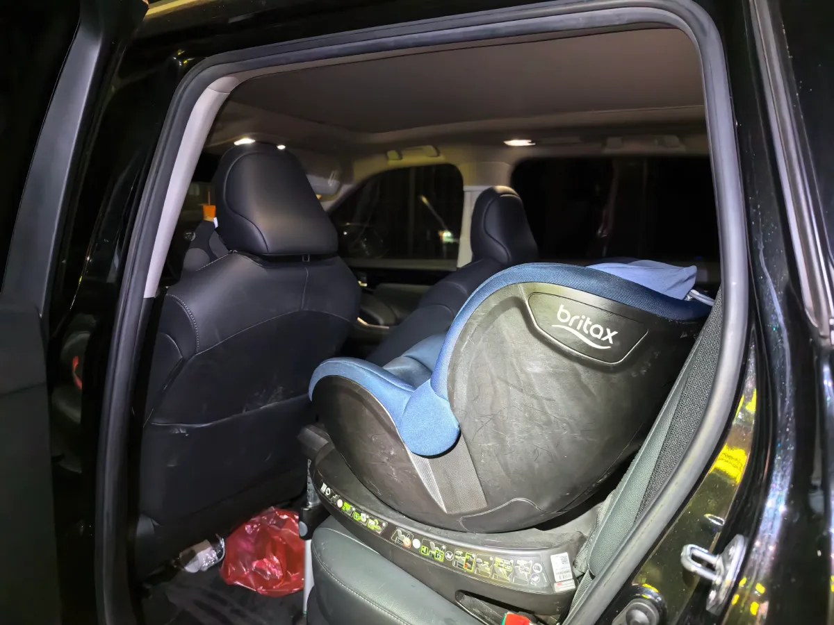 2022 Toyota Highlander 2.5L 192HP L4 E-CVT Hybrid,autocango,china used car exporter,china ev exporter,chinese used car exporter,chinese used ev exporter