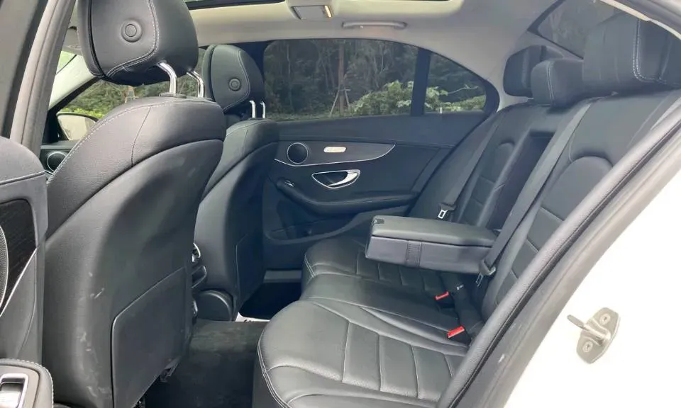 2021 Mercedes-Benz C Class 1.5T 156HP L4 9AT,autocango,china used car exporter,china ev exporter,chinese used car exporter,chinese used ev exporter