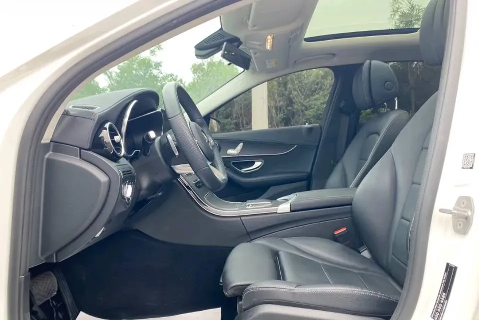 2021 Mercedes-Benz C Class 1.5T 156HP L4 9AT,autocango,china used car exporter,china ev exporter,chinese used car exporter,chinese used ev exporter