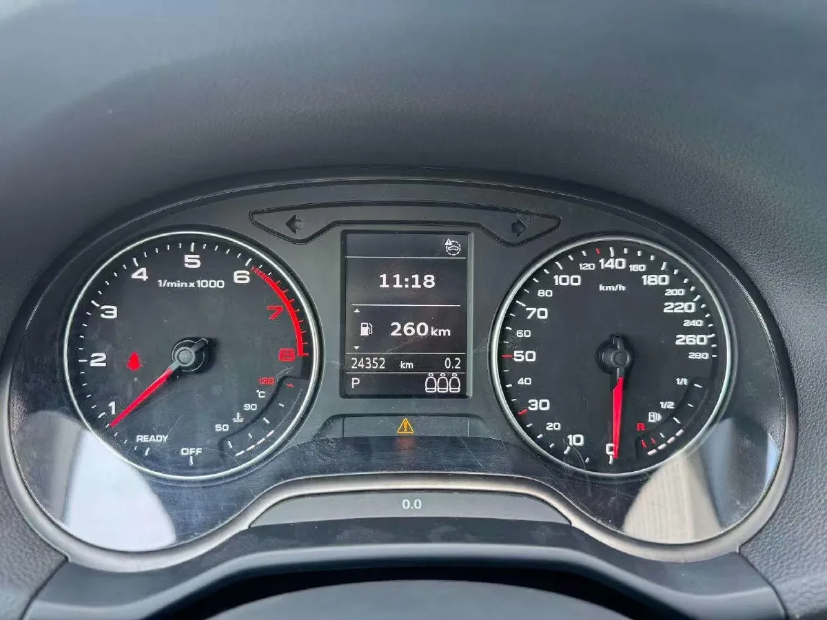 2024 Audi Q2L 1.5T 160HP L4 7DCT,autocango,china used car exporter,china ev exporter,chinese used car exporter,chinese used ev exporter