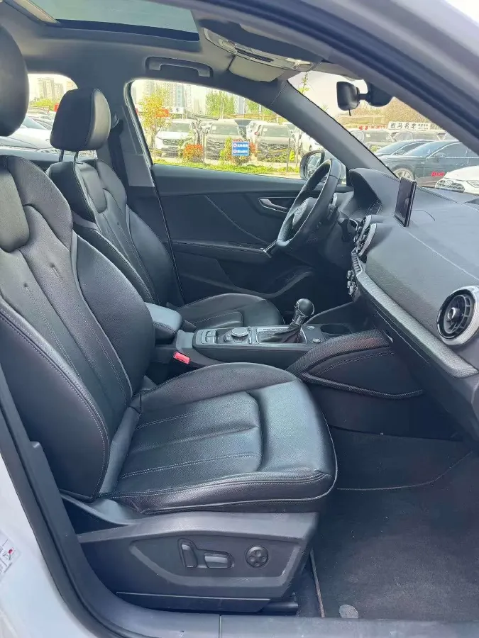 2024 Audi Q2L 1.5T 160HP L4 7DCT,autocango,china used car exporter,china ev exporter,chinese used car exporter,chinese used ev exporter