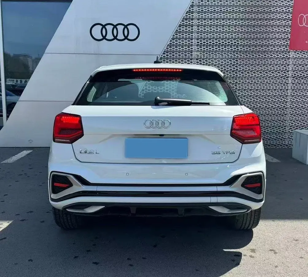 2024 Audi Q2L 1.5T 160HP L4 7DCT,autocango,china used car exporter,china ev exporter,chinese used car exporter,chinese used ev exporter
