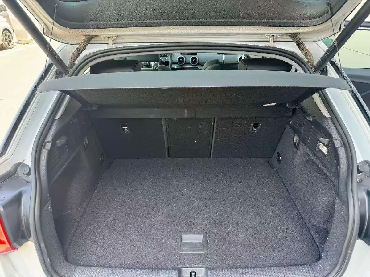 2024 Audi Q2L 1.5T 160HP L4 7DCT,autocango,china used car exporter,china ev exporter,chinese used car exporter,chinese used ev exporter