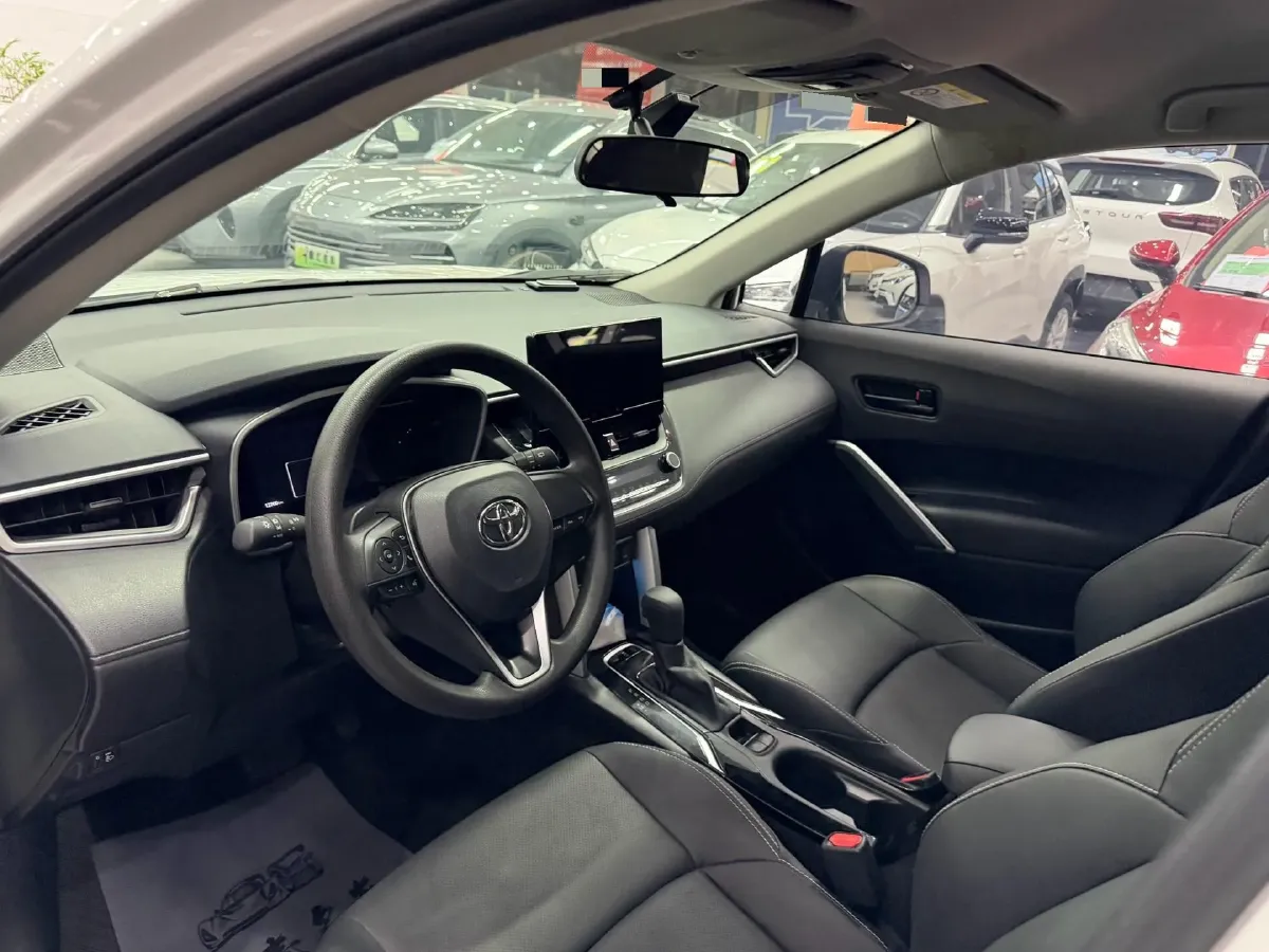 2025 Toyota Corolla 1.2T 116HP L4 CVT,autocango,china used car exporter,china ev exporter,chinese used car exporter,chinese used ev exporter