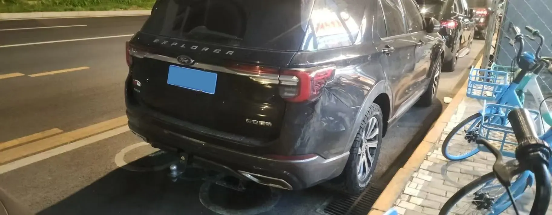 2023 Ford Explorer 2.3T 276HP L4 10AT,autocango,china used car exporter,china ev exporter,chinese used car exporter,chinese used ev exporter