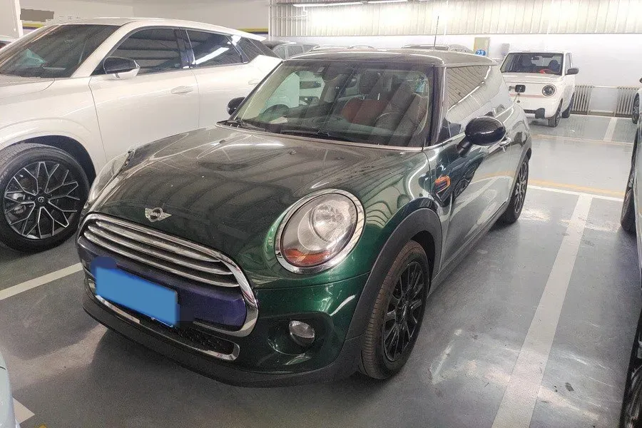 2016 MINI MINI 1.5T 136HP L3 6AT,autocango,china used car exporter,china ev exporter,chinese used car exporter,chinese used ev exporter