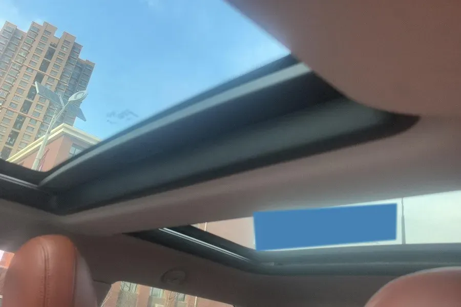 2016 MINI MINI 1.5T 136HP L3 6AT,autocango,china used car exporter,china ev exporter,chinese used car exporter,chinese used ev exporter