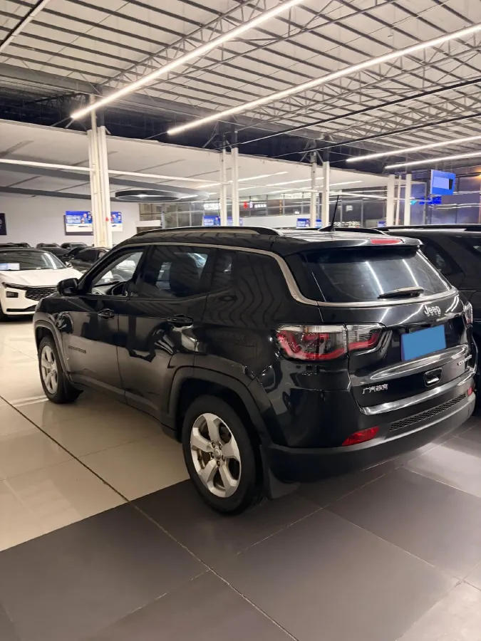 2019 Jeep Compass 1.3T 173HP L4 7DCT,autocango,china used car exporter,china ev exporter,chinese used car exporter,chinese used ev exporter