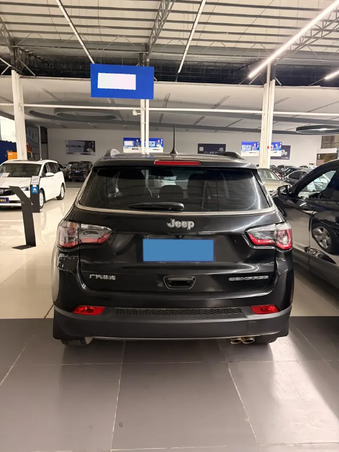 2019 Jeep Compass 1.3T 173HP L4 7DCT,autocango,china used car exporter,china ev exporter,chinese used car exporter,chinese used ev exporter