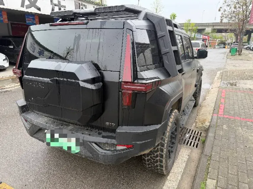 2023 M Hero 917 REEV 197HP 2AT REEV 65.8KWH,autocango,china used car exporter,china ev exporter,chinese used car exporter,chinese used ev exporter