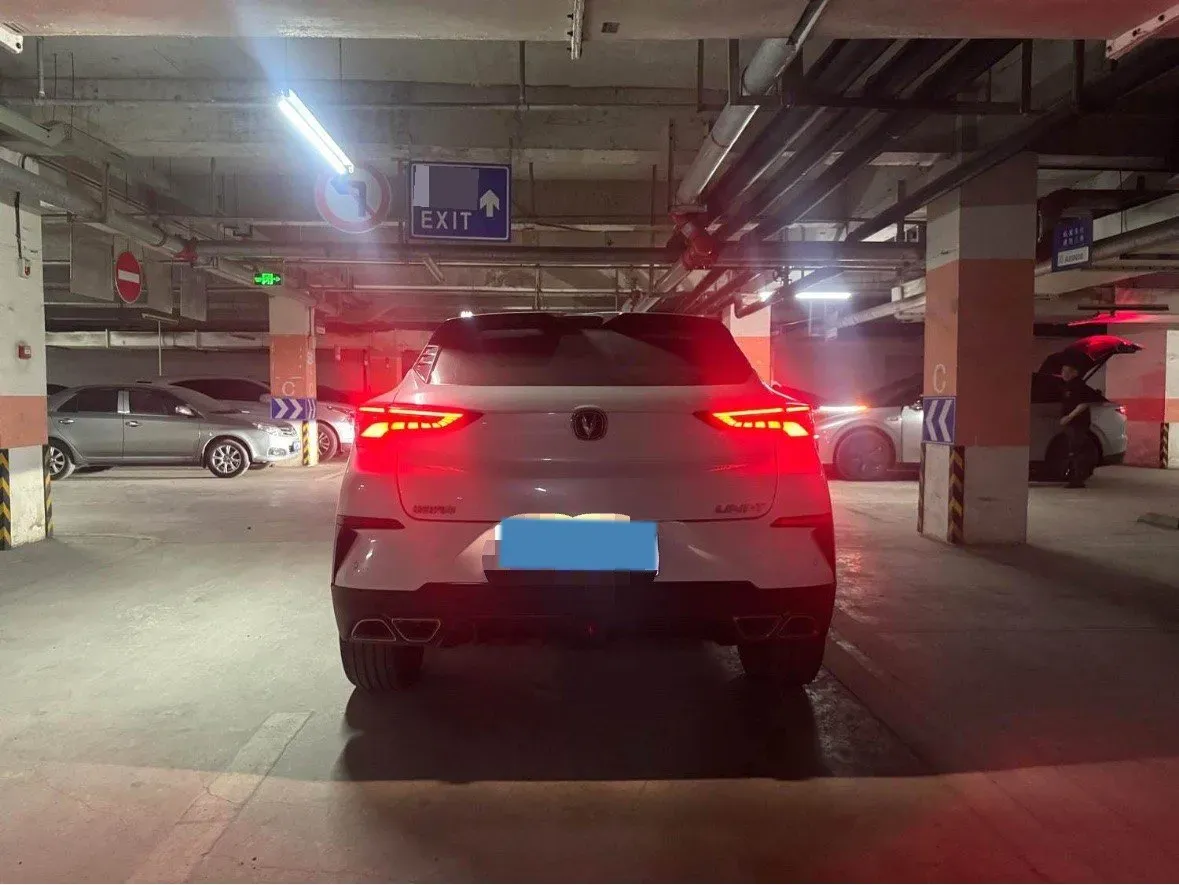 2020 ChangAn UNI-T 1.5T 180HP L4 7DCT,autocango,china used car exporter,china ev exporter,chinese used car exporter,chinese used ev exporter