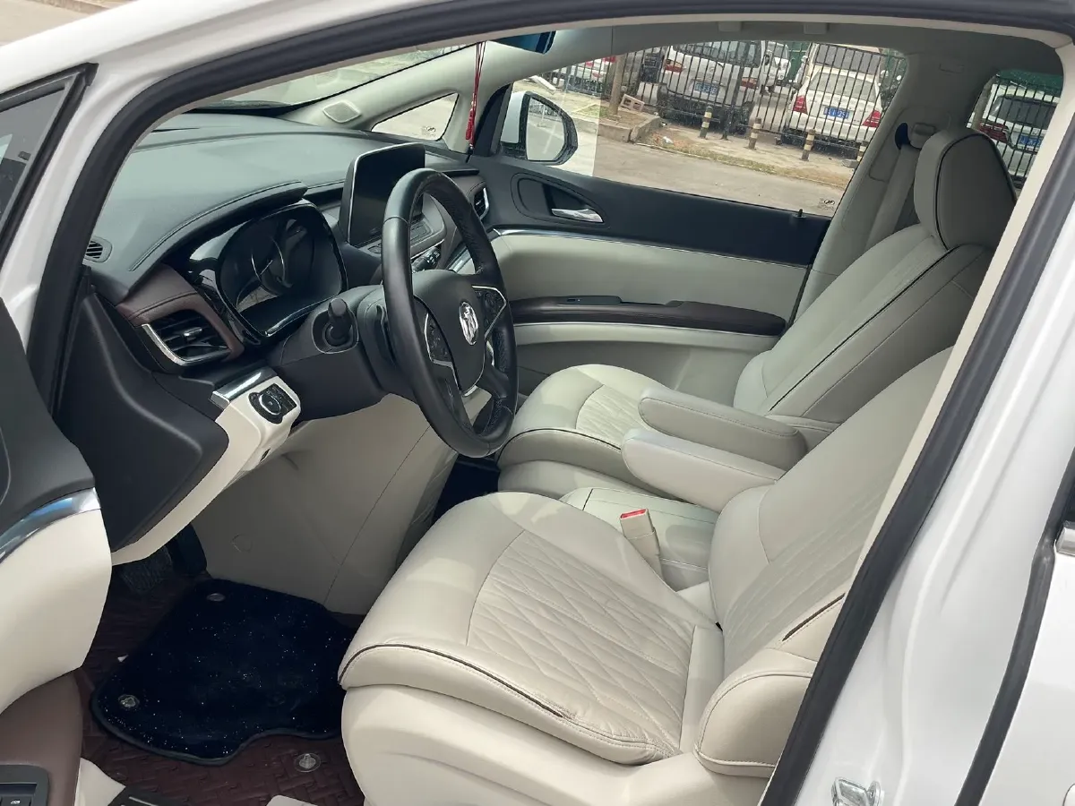 2021 Buick GL8 2.0T 237HP L4 9AT,autocango,china used car exporter,china ev exporter,chinese used car exporter,chinese used ev exporter