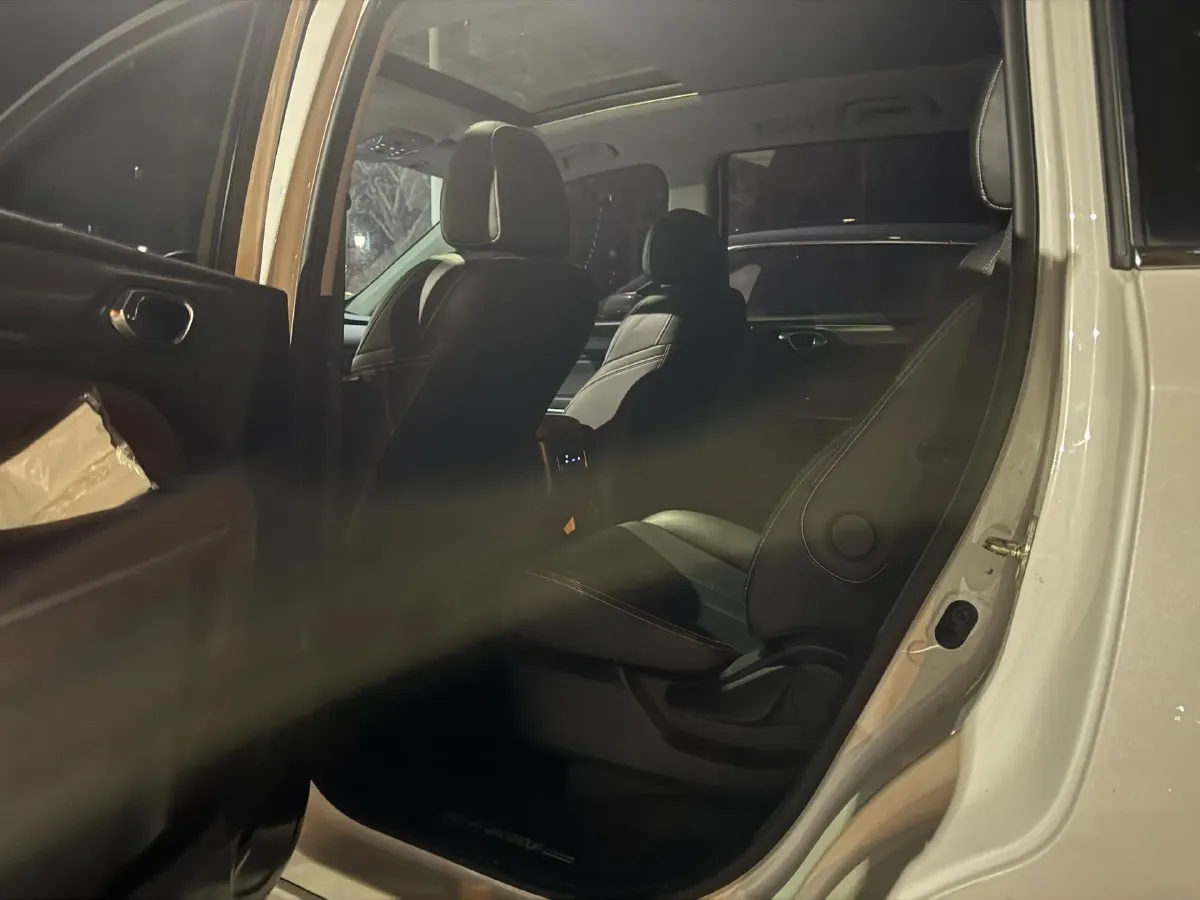 2021 GAC Trumpchi M6 1.5T 169HP L4 7DCT,autocango,china used car exporter,china ev exporter,chinese used car exporter,chinese used ev exporter