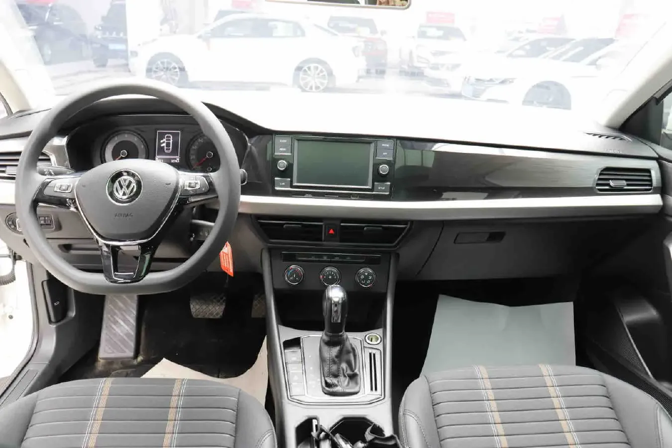 2019 Buick Verano 1.5L 118HP L4 6AT,autocango,china used car exporter,china ev exporter,chinese used car exporter,chinese used ev exporter