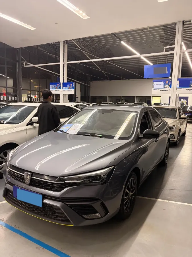 2021 Roewe i5 1.5L 120HP L4 CVT,autocango,china used car exporter,china ev exporter,chinese used car exporter,chinese used ev exporter