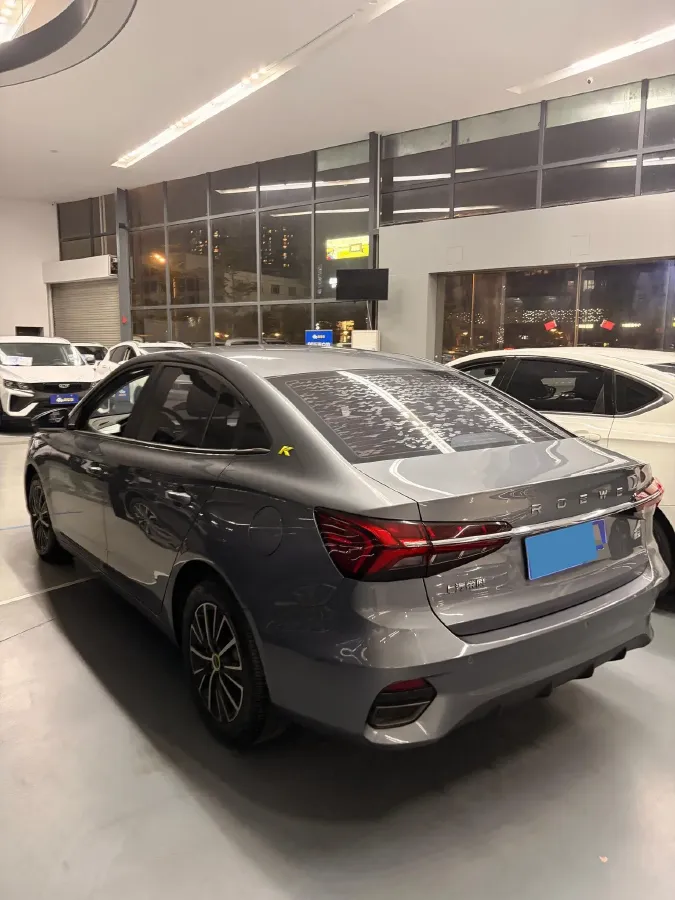 2021 Roewe i5 1.5L 120HP L4 CVT,autocango,china used car exporter,china ev exporter,chinese used car exporter,chinese used ev exporter