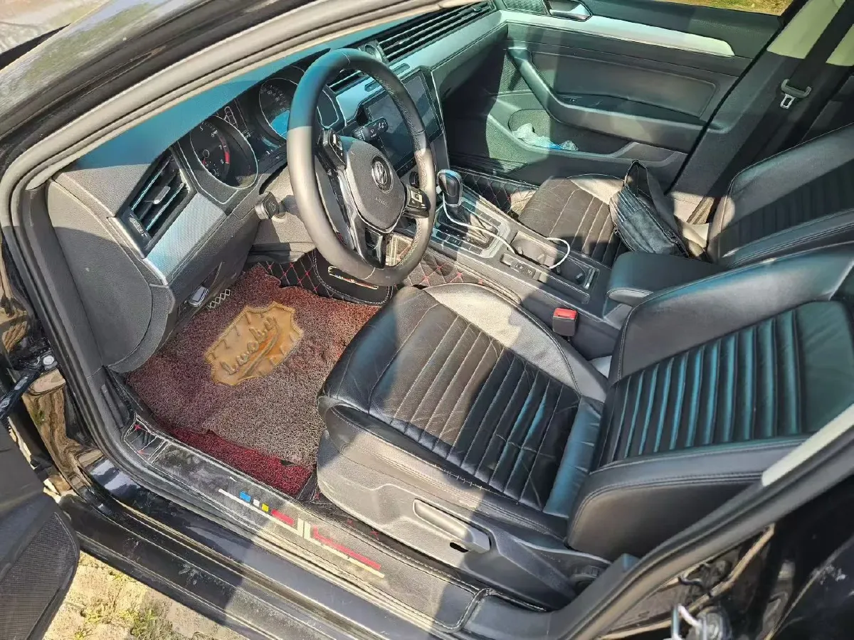 2018 Volkswagen Magotan 1.4T 150HP L4 7DCT,autocango,china used car exporter,china ev exporter,chinese used car exporter,chinese used ev exporter