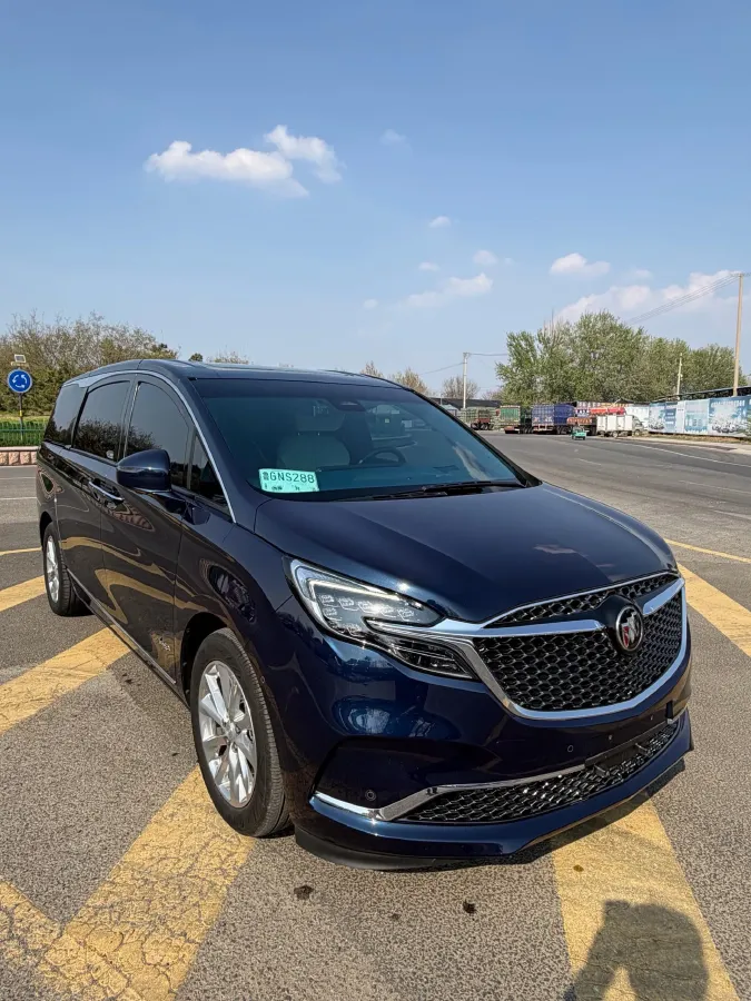 2022 Buick GL8 2.0T 237HP L4 9AT,autocango,china used car exporter,china ev exporter,chinese used car exporter,chinese used ev exporter