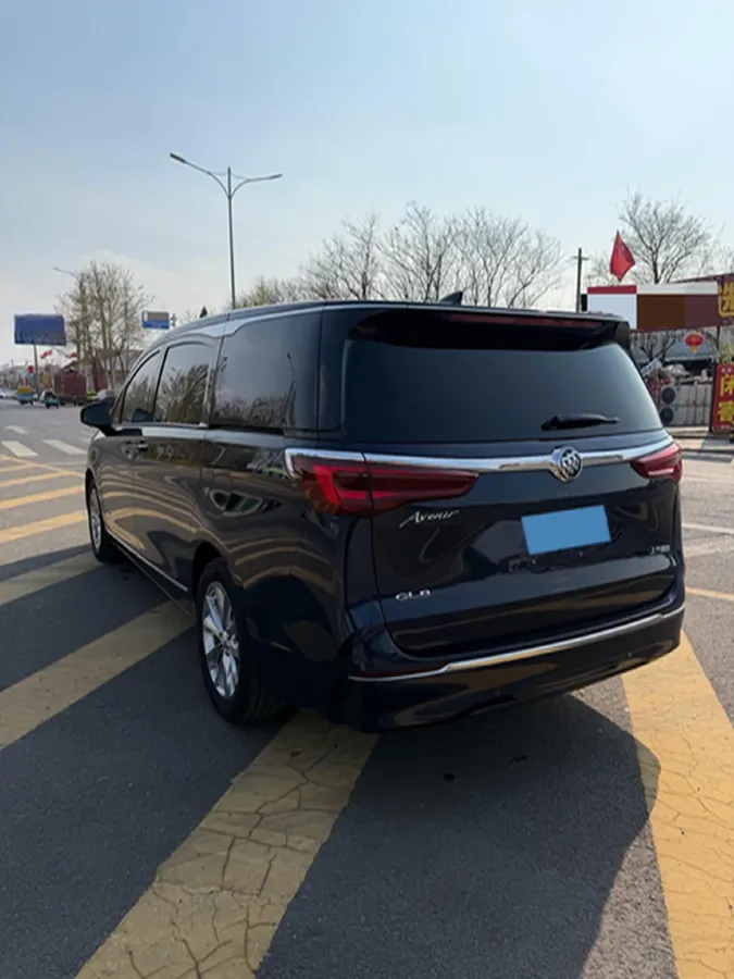 2022 Buick GL8 2.0T 237HP L4 9AT,autocango,china used car exporter,china ev exporter,chinese used car exporter,chinese used ev exporter