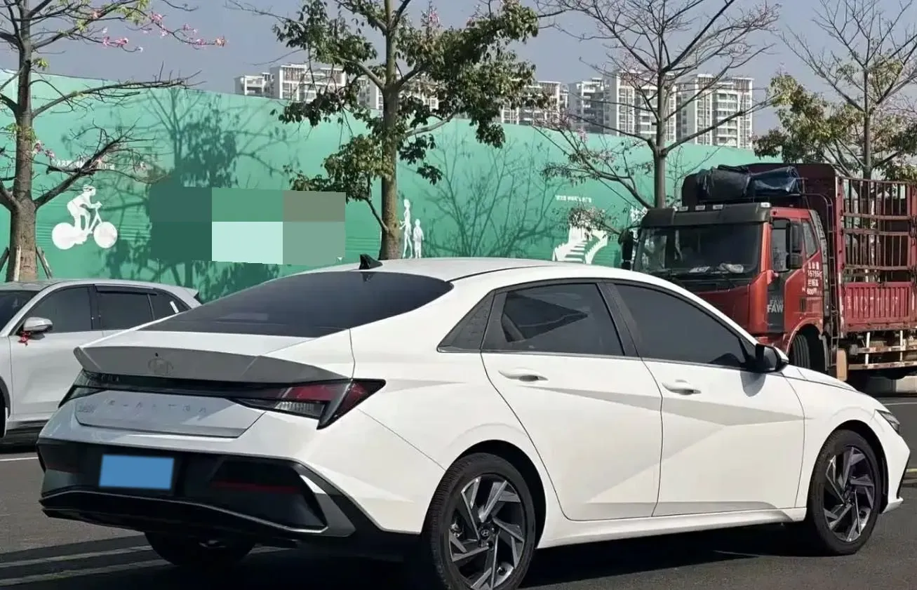 2023 Hyundai Elantra 1.5L 115HP L4 CVT,autocango,china used car exporter,china ev exporter,chinese used car exporter,chinese used ev exporter