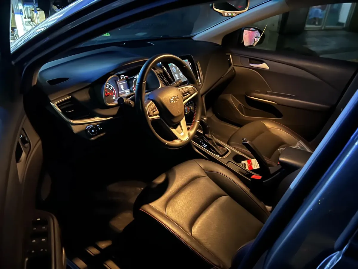 2019 Chevrolet Monza 1.0T 125HP L3 6DCT,autocango,china used car exporter,china ev exporter,chinese used car exporter,chinese used ev exporter