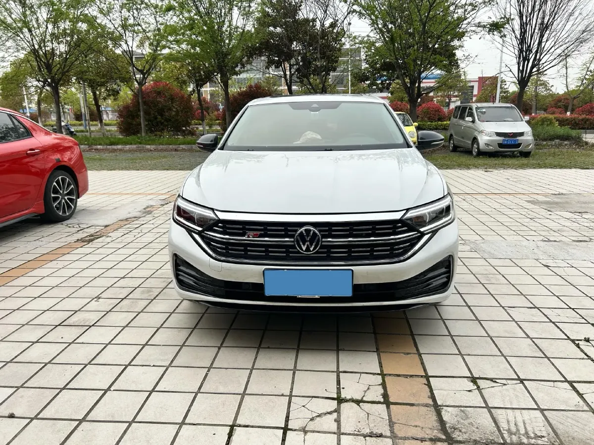 2023 Volkswagen Sagitar 1.5T 160HP L4 7DCT,autocango,china used car exporter,china ev exporter,chinese used car exporter,chinese used ev exporter