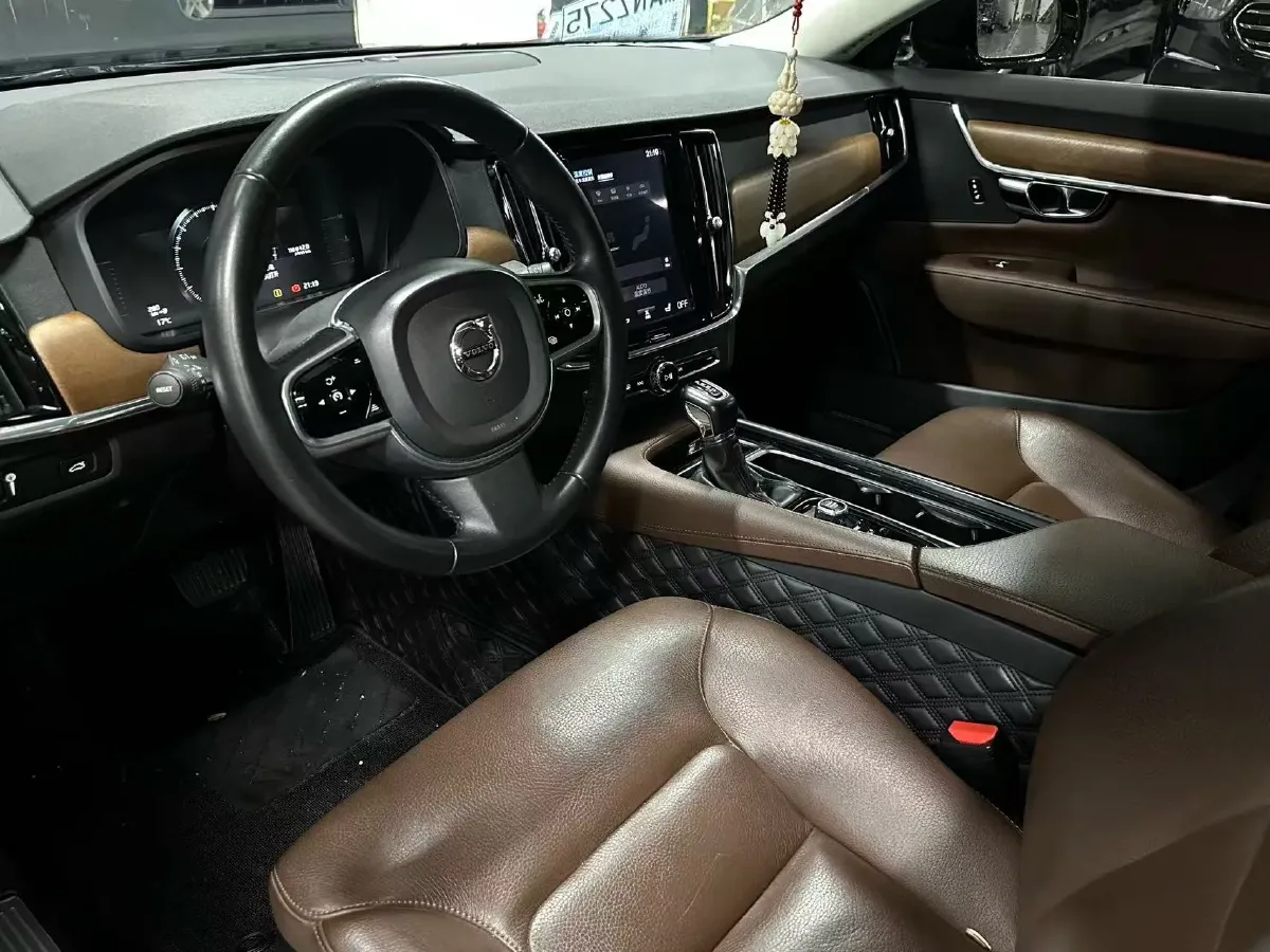 2019 Infiniti Q70 2.0T 211HP L4 7AT,autocango,china used car exporter,china ev exporter,chinese used car exporter,chinese used ev exporter