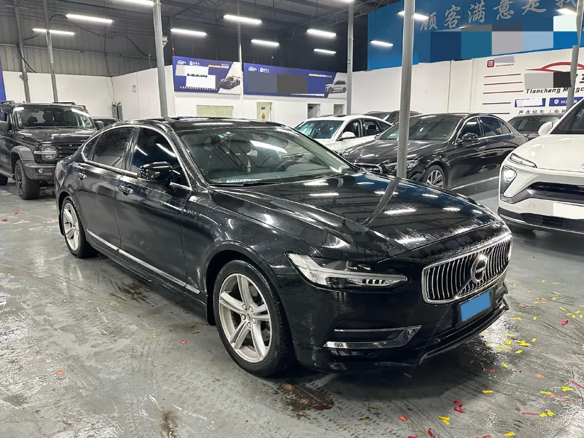 2019 Infiniti Q70 2.0T 211HP L4 7AT,autocango,china used car exporter,china ev exporter,chinese used car exporter,chinese used ev exporter