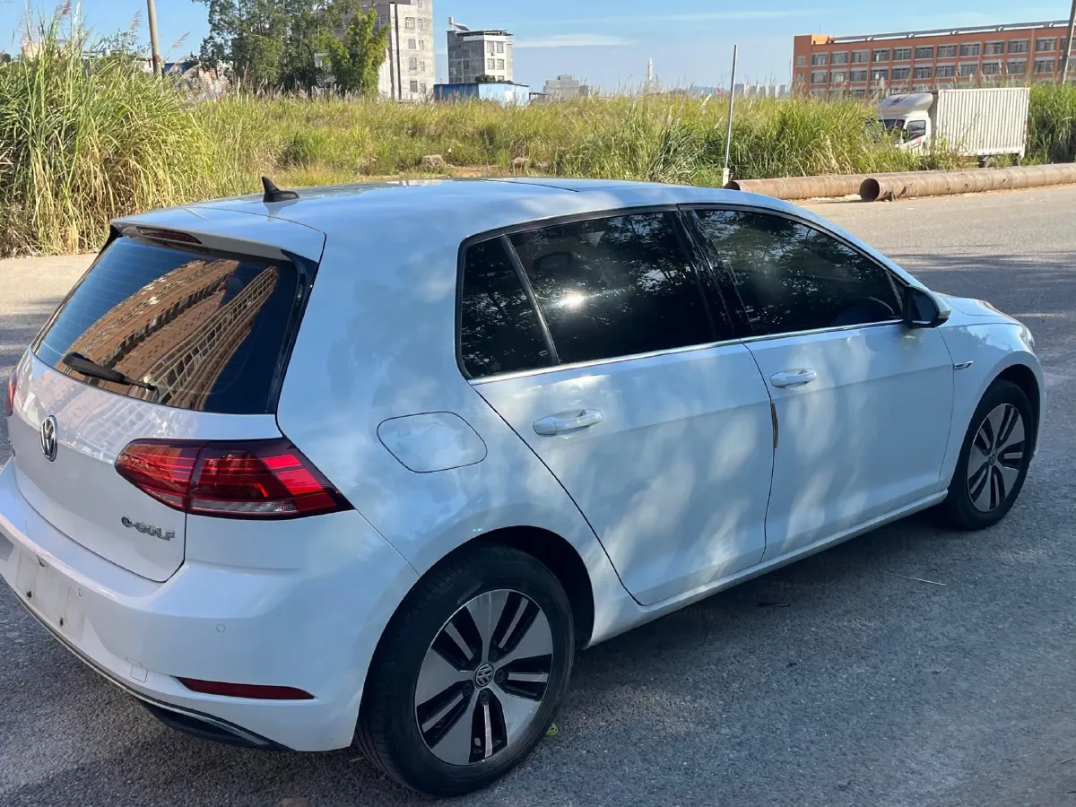 2020 Volkswagen Golf BEV 40KWH,autocango,china used car exporter,china ev exporter,chinese used car exporter,chinese used ev exporter