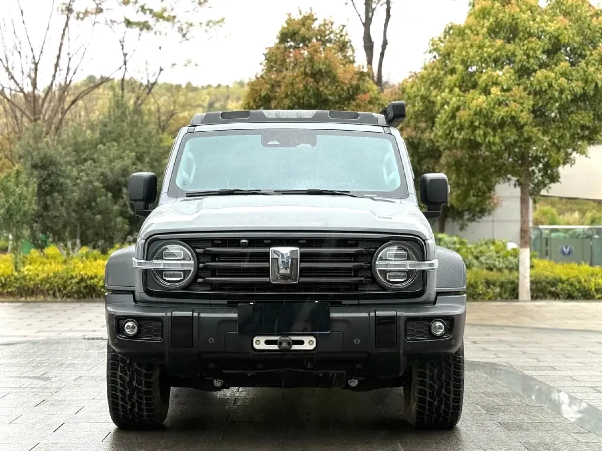 2021 Tank 300 2.0T 227HP L4 8AT,autocango,china used car exporter,china ev exporter,chinese used car exporter,chinese used ev exporter