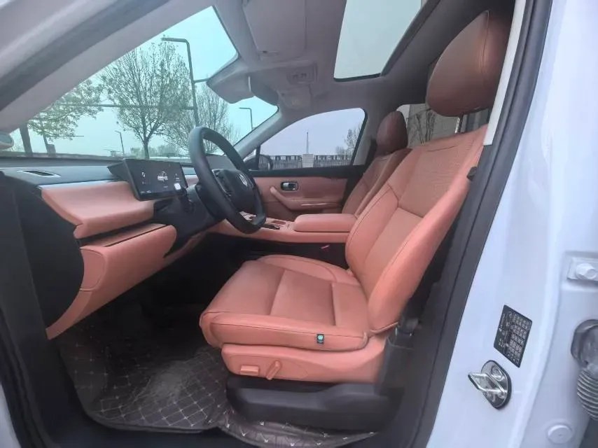 2024 Leapmotor C16 BEV 67.7KWH,autocango,china used car exporter,china ev exporter,chinese used car exporter,chinese used ev exporter