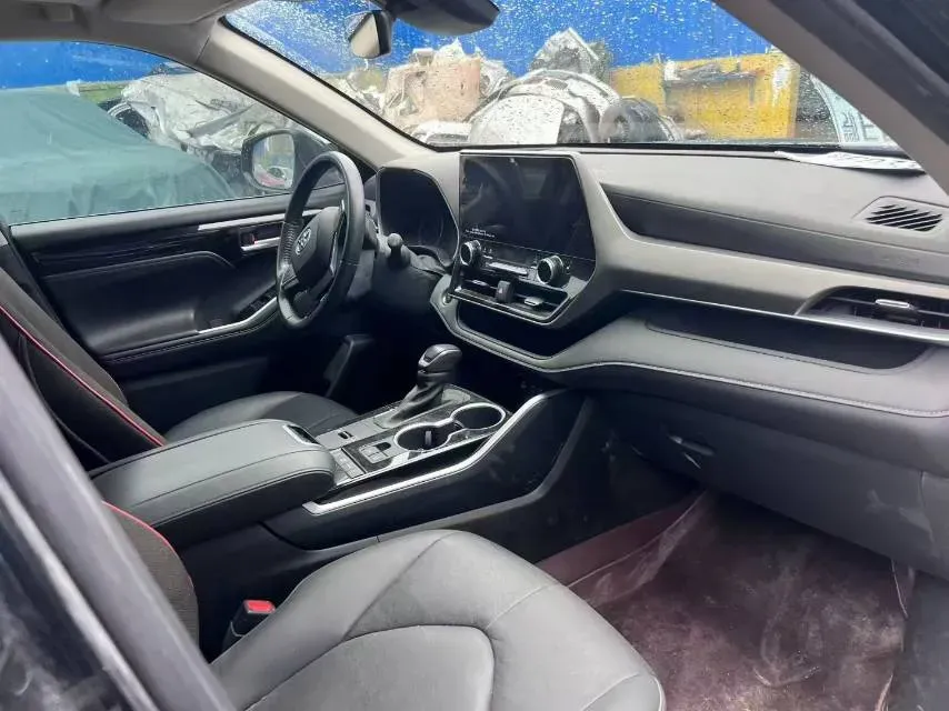 2023 Toyota Highlander 2.5L 189HP L4 E-CVT Hybrid,autocango,china used car exporter,china ev exporter,chinese used car exporter,chinese used ev exporter