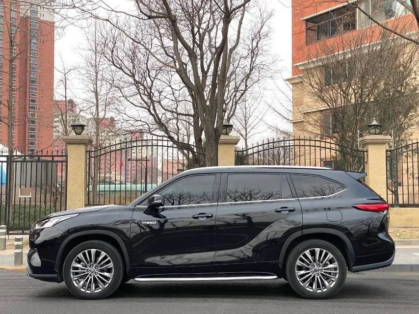2023 Toyota Highlander 2.5L 189HP L4 E-CVT Hybrid,autocango,china used car exporter,china ev exporter,chinese used car exporter,chinese used ev exporter