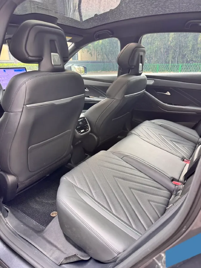 2025 Deepal SL03 1.5L 95HP L4 REEV 18.99KWH,autocango,china used car exporter,china ev exporter,chinese used car exporter,chinese used ev exporter