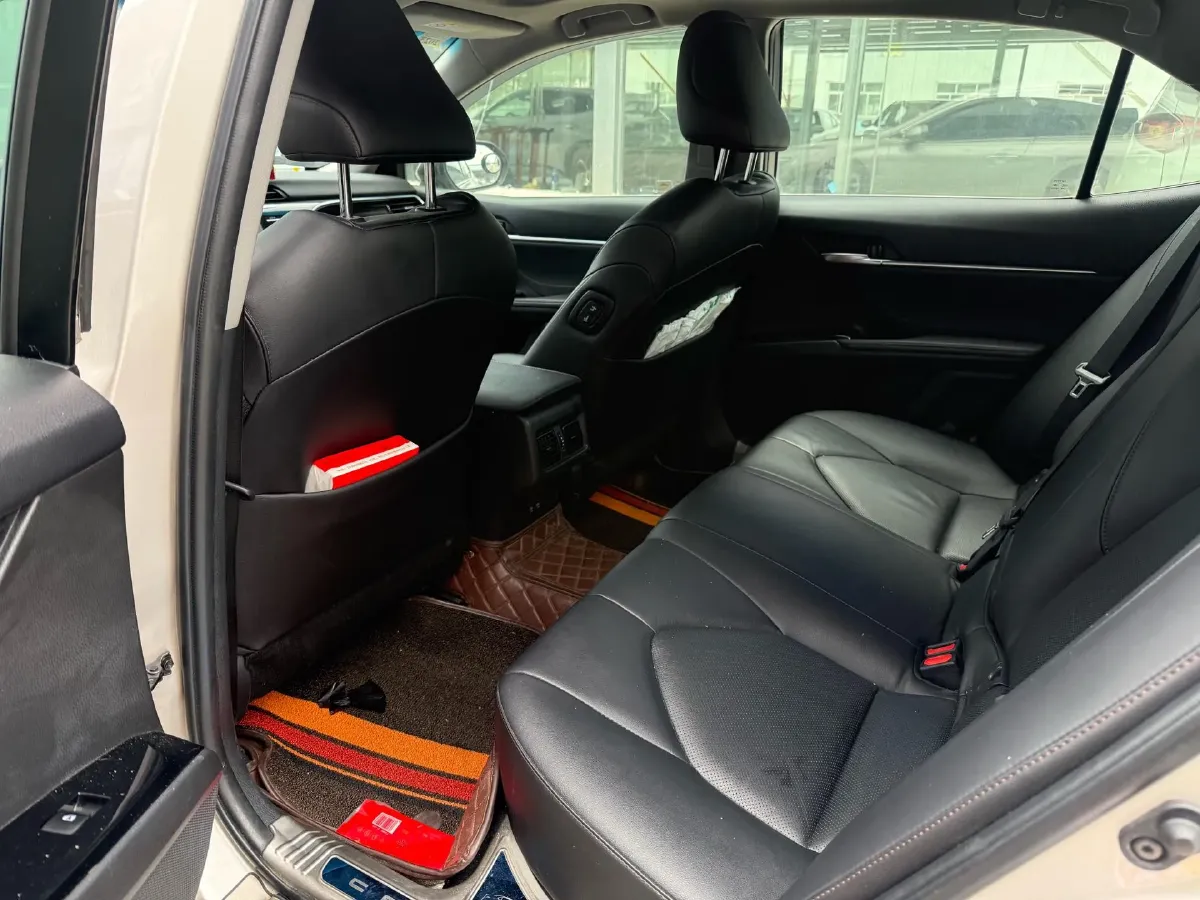 2019 Toyota Camry 2.5L 209HP L4 8AT,autocango,china used car exporter,china ev exporter,chinese used car exporter,chinese used ev exporter