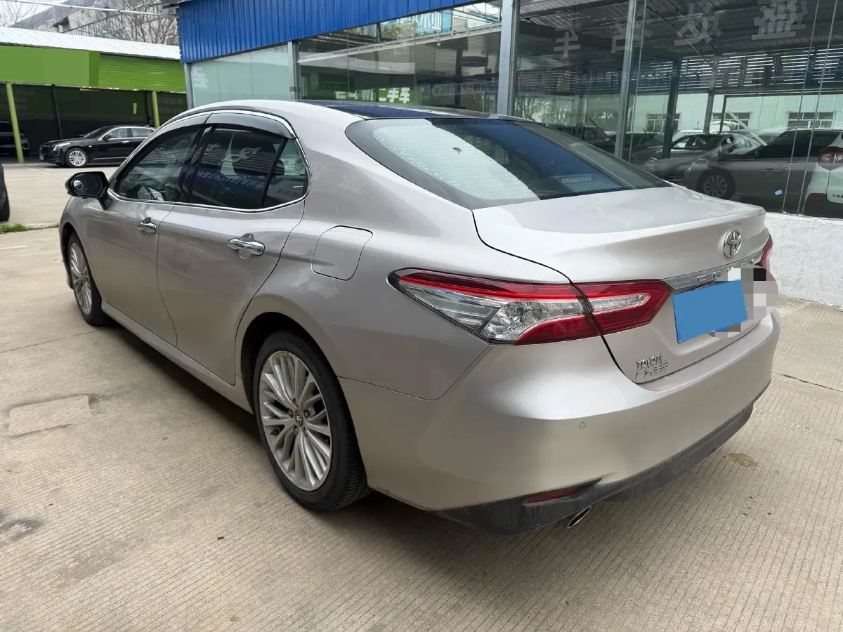 2019 Toyota Camry 2.5L 209HP L4 8AT,autocango,china used car exporter,china ev exporter,chinese used car exporter,chinese used ev exporter