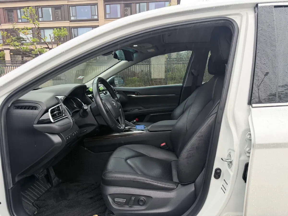 2019 Toyota Camry 2.0L 178HP L4 CVT,autocango,china used car exporter,china ev exporter,chinese used car exporter,chinese used ev exporter