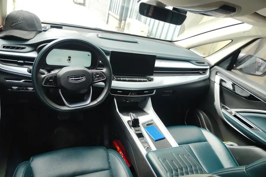 2023 Geely JiaJi 1.5T 181HP L4 7DCT,autocango,china used car exporter,china ev exporter,chinese used car exporter,chinese used ev exporter