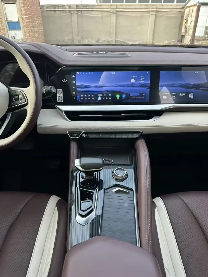 2021 Geely Monjaro 2.0T 218HP L4 7DCT,autocango,china used car exporter,china ev exporter,chinese used car exporter,chinese used ev exporter