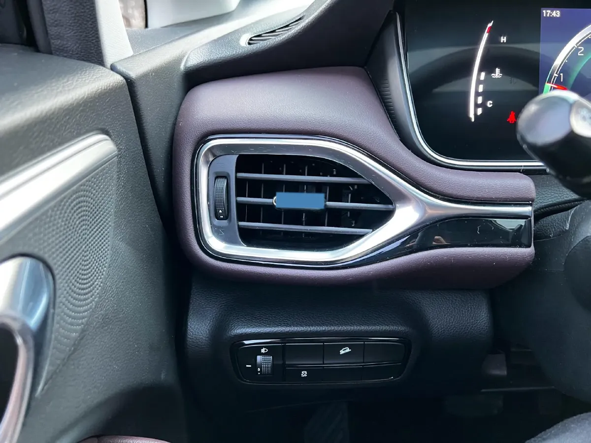 2021 GAC Trumpchi M6 1.5T 169HP L4 7DCT,autocango,china used car exporter,china ev exporter,chinese used car exporter,chinese used ev exporter