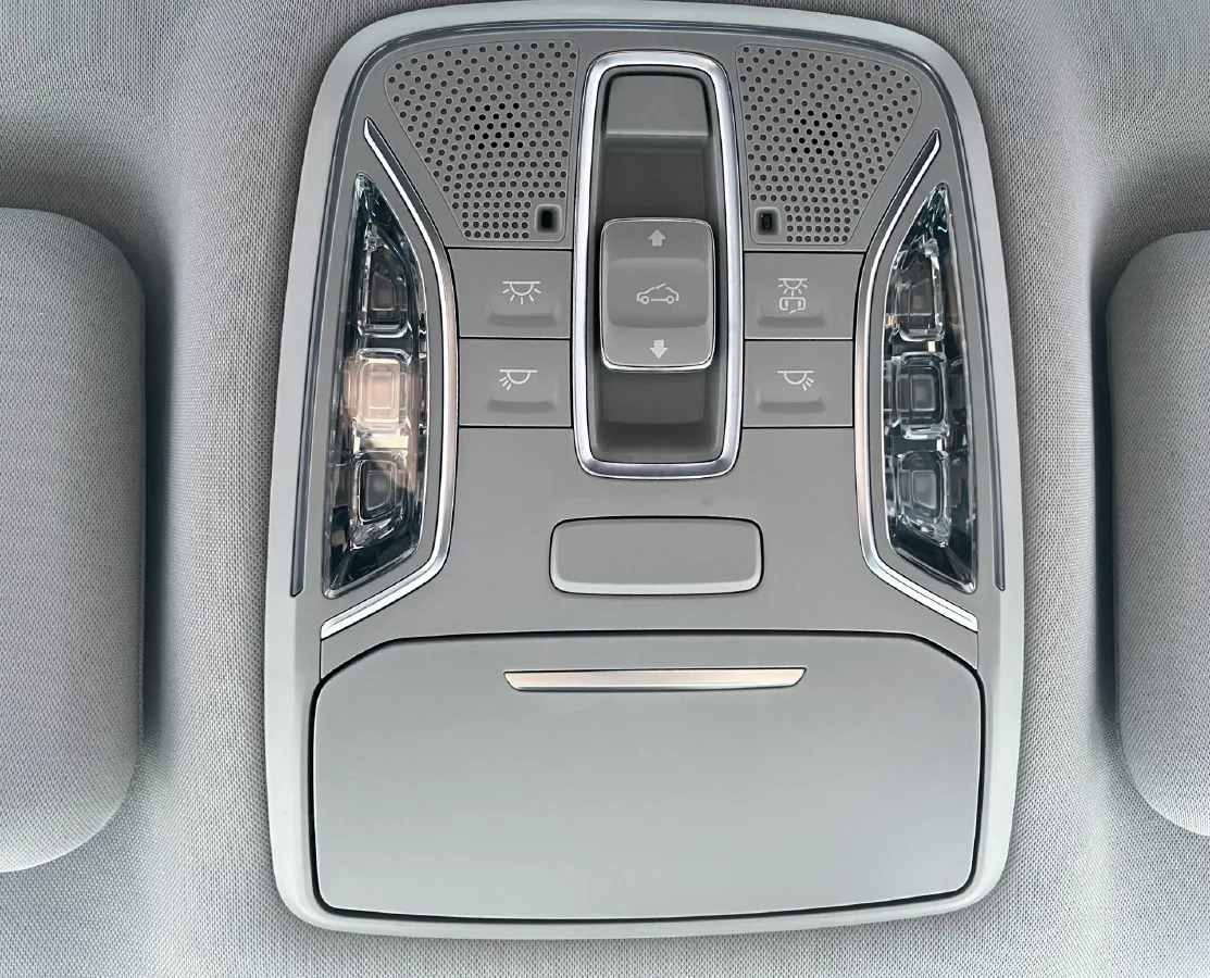 2021 GAC Trumpchi M6 1.5T 169HP L4 7DCT,autocango,china used car exporter,china ev exporter,chinese used car exporter,chinese used ev exporter