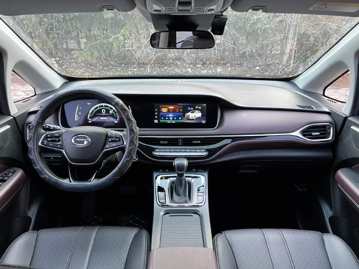 2021 GAC Trumpchi M6 1.5T 169HP L4 7DCT,autocango,china used car exporter,china ev exporter,chinese used car exporter,chinese used ev exporter