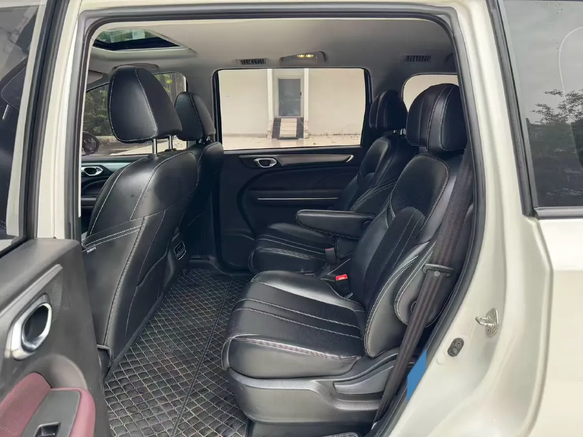 2021 Jetour X70 Plus 1.5T 156HP L4 6DCT,autocango,china used car exporter,china ev exporter,chinese used car exporter,chinese used ev exporter