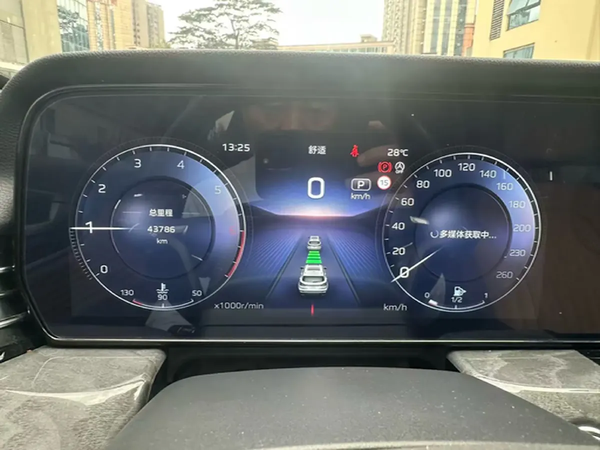 2023 HongQi HS5 2.0T 252HP L4 8AT,autocango,china used car exporter,china ev exporter,chinese used car exporter,chinese used ev exporter