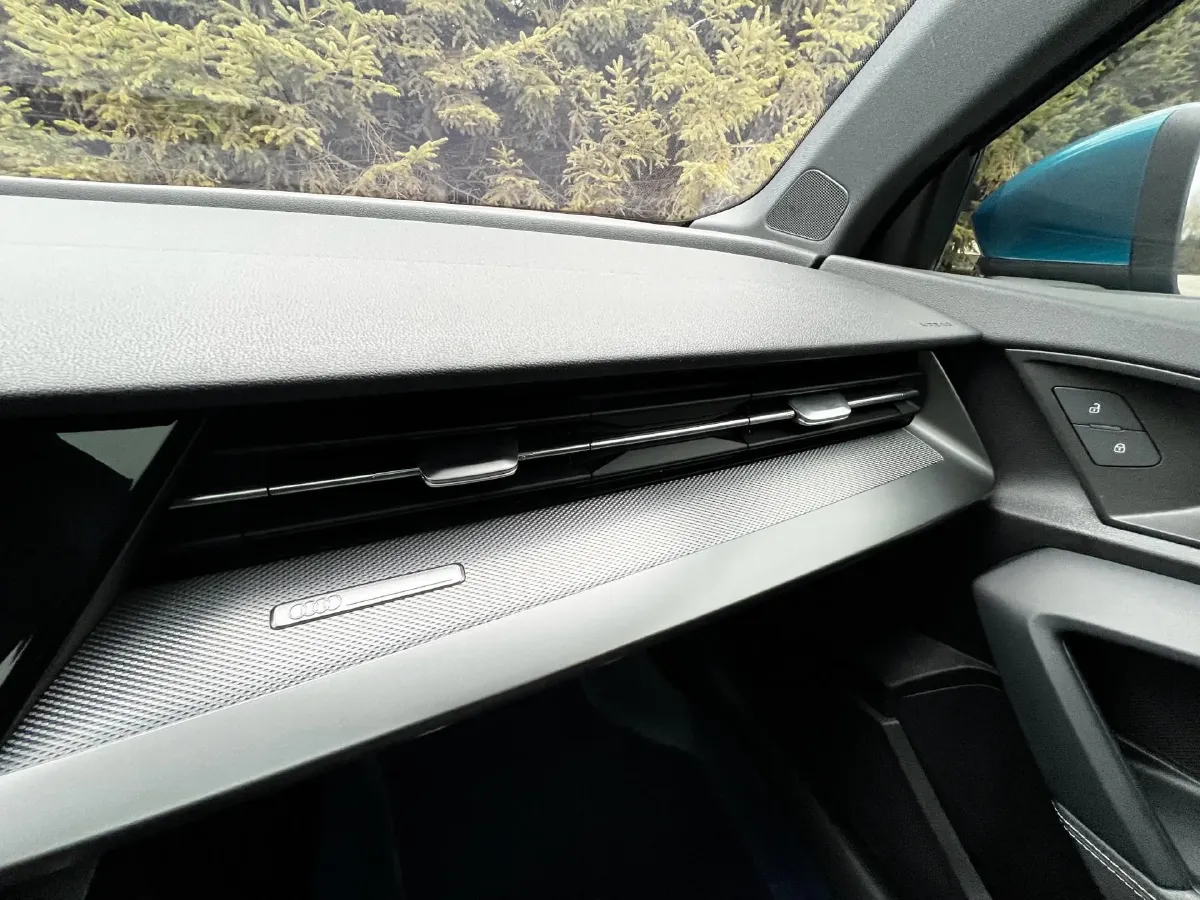 2022 Audi A3 1.4T 150HP L4 7DCT,autocango,china used car exporter,china ev exporter,chinese used car exporter,chinese used ev exporter