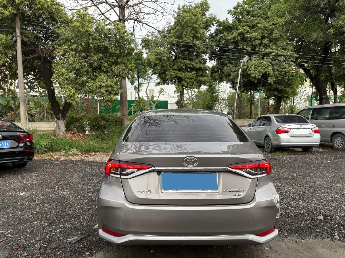 2022 Toyota Corolla 1.2T 116HP L4 CVT,autocango,china used car exporter,china ev exporter,chinese used car exporter,chinese used ev exporter