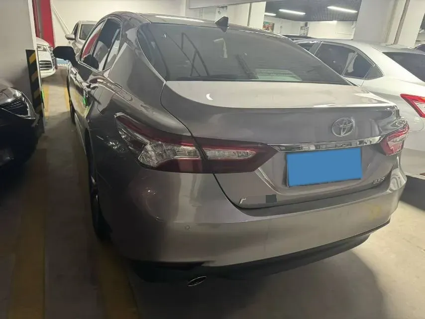 2021 Toyota Camry 2.5L 209HP L4 8AT,autocango,china used car exporter,china ev exporter,chinese used car exporter,chinese used ev exporter