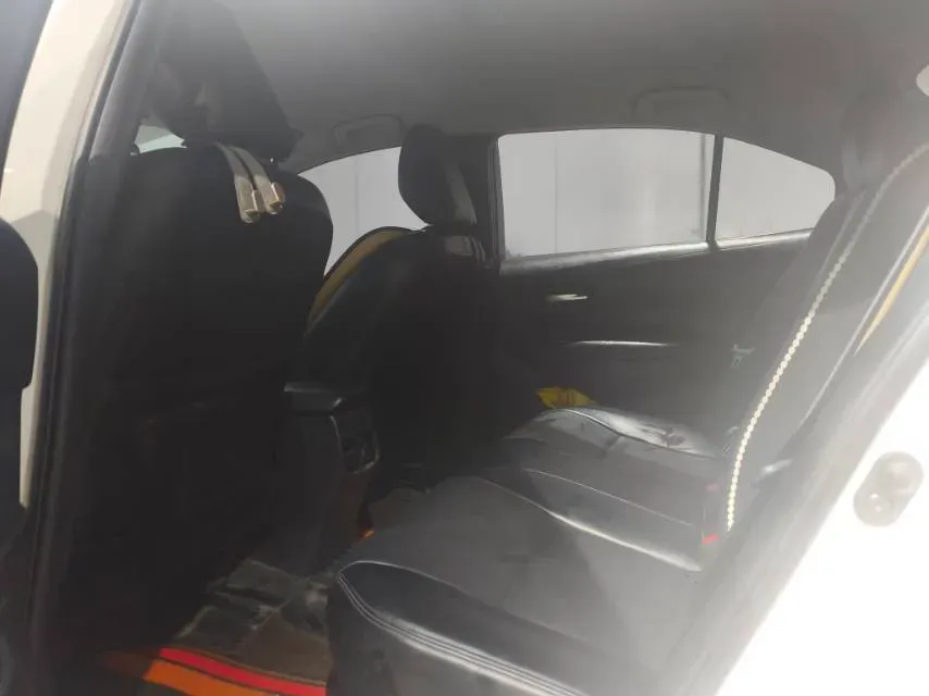 2023 Toyota Corolla 1.8L 98HP L4 E-CVT Hybrid,autocango,china used car exporter,china ev exporter,chinese used car exporter,chinese used ev exporter