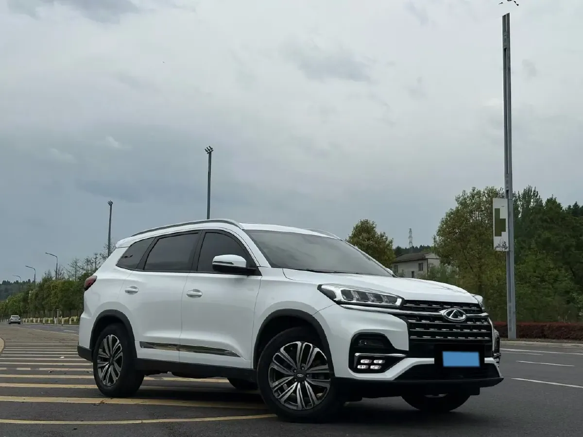 2022 Chery Tiggo 8 Plus 2.0T 254HP L4 7DCT,autocango,china used car exporter,china ev exporter,chinese used car exporter,chinese used ev exporter