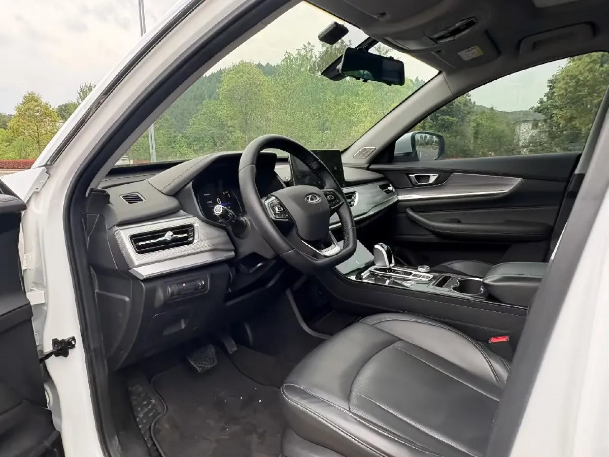 2022 Chery Tiggo 8 Plus 2.0T 254HP L4 7DCT,autocango,china used car exporter,china ev exporter,chinese used car exporter,chinese used ev exporter